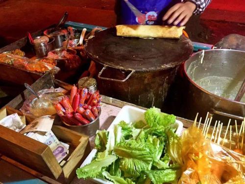 地攤經(jīng)濟(jì),是餐飲人的轉(zhuǎn)折點嗎？